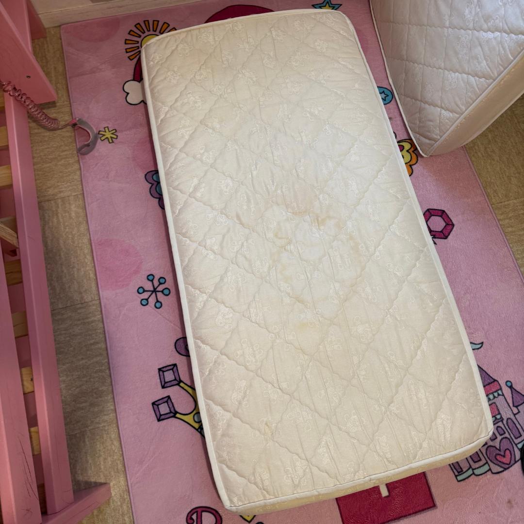 Avant nettoyage matelas